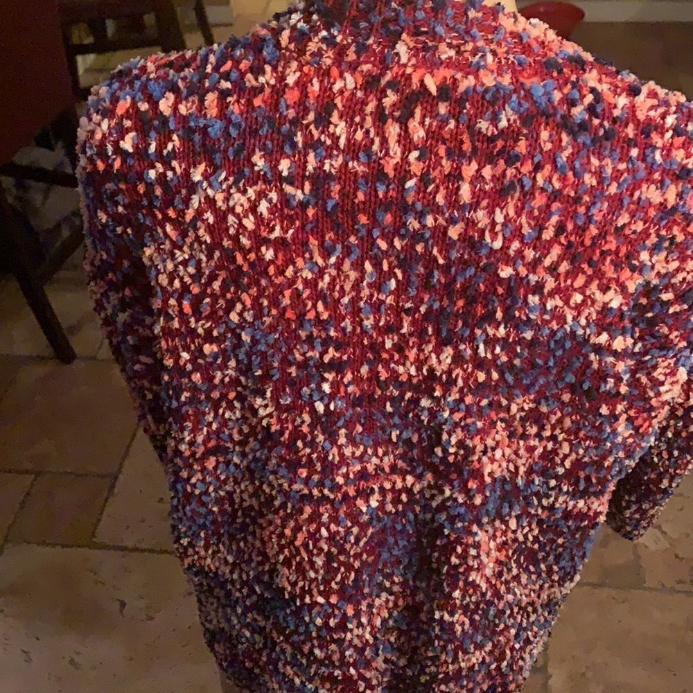 Bouclé Knit Sweater - Picture 13 of 13